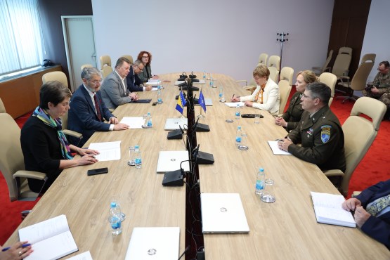Members of the Joint Committee for Defence and Security of Bosnia and Herzegovina held a meeting with the commander and the newly appointed commander of the NATO Headquarters in Sarajevo